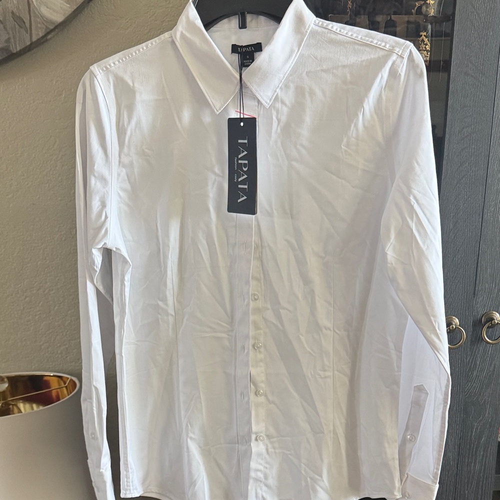 Tapata White Dress Shirt – Classic Long Sleeve Button-Up